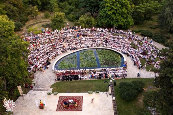  2.-intalnire-si-conferinta-cu-tema-duhovniceasca-la-amfiteatru-gradina-botanica-atanasie-fatu-iasi-2023-cu-ocazia-evenimentului-ito-moldova-iasi-2023